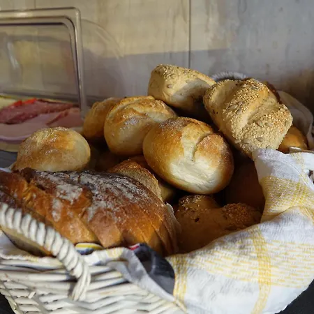 Frühstückspension Rooster American Style Boutique Haus - Made With Love!