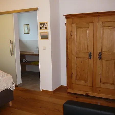 Rooster American Style Boutique Haus - Made With Love!