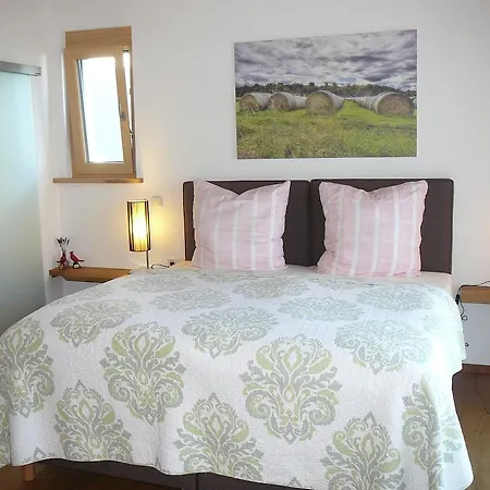 Rooster American Style Boutique Haus - Made With Love! Rust