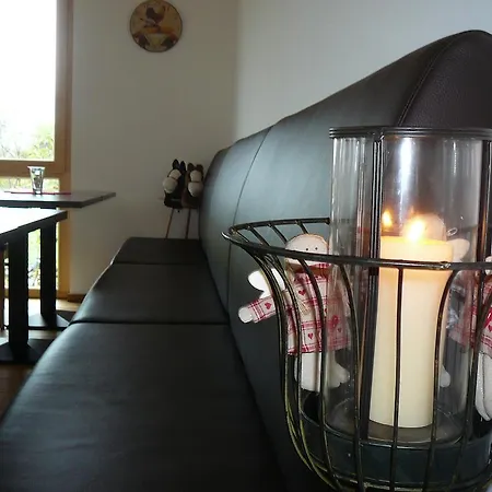 Bed & Breakfast Rooster American Style Boutique Haus - Made With Love! Rust