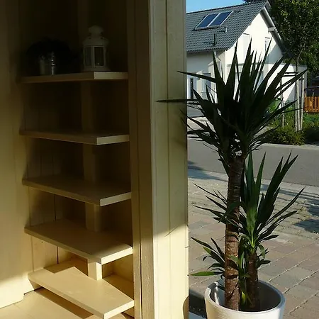 Rooster American Style Boutique Haus - Made With Love! Rust