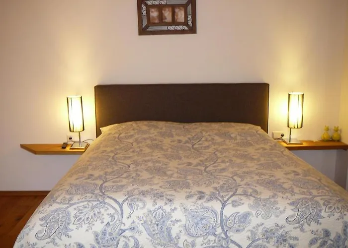 Rooster American Style Boutique Haus - Made With Love! 鲁斯特